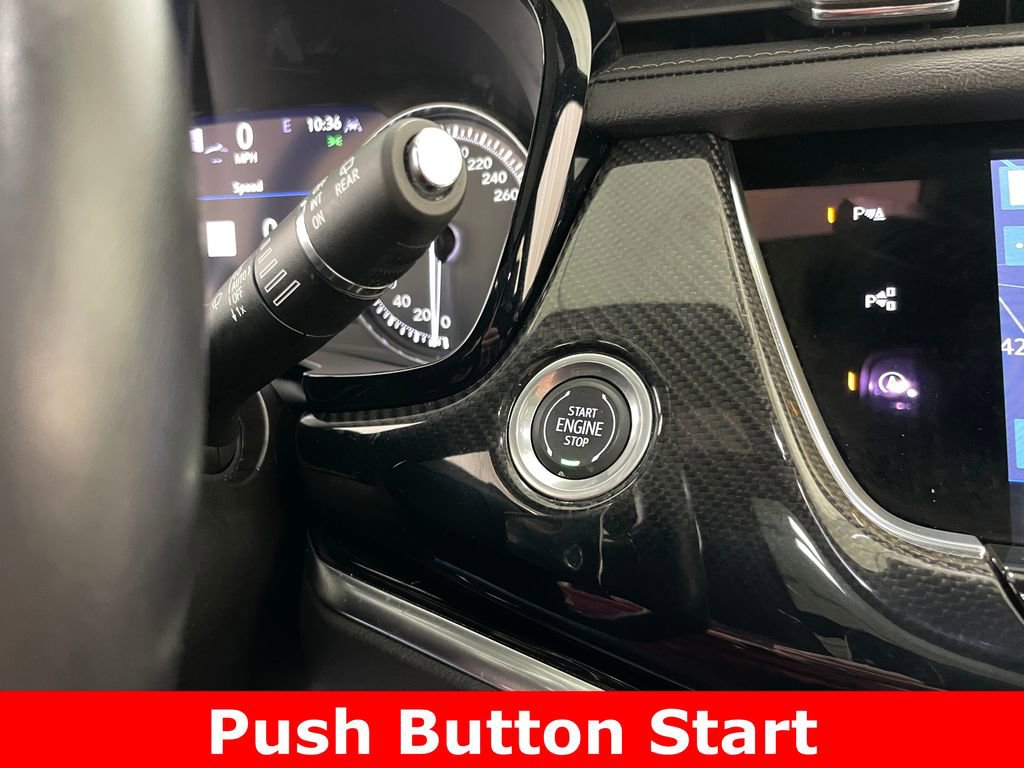 Used 2024 Cadillac XT6 Sport w/ Technology Package image 8