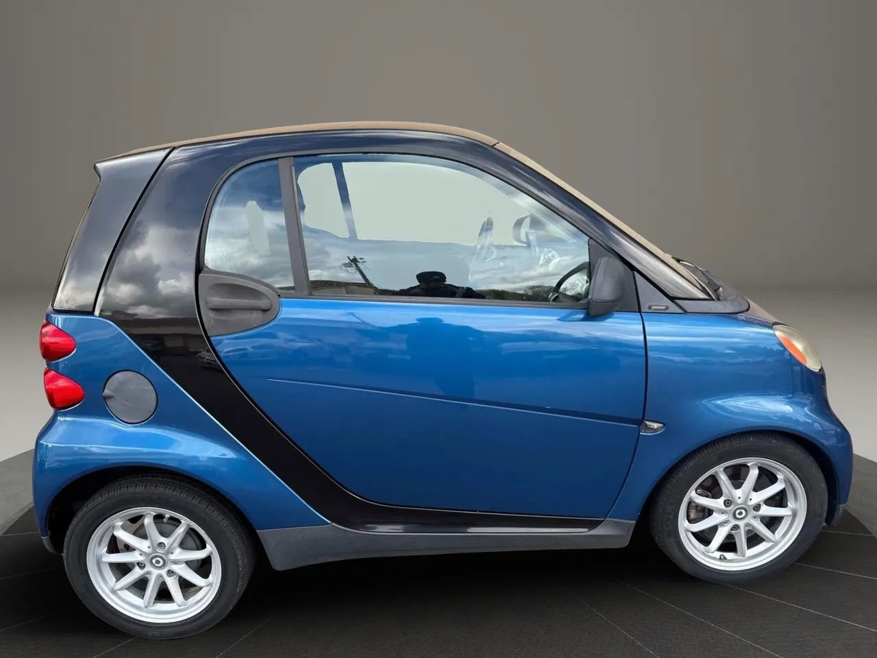 Used 2009 smart fortwo passion image 7