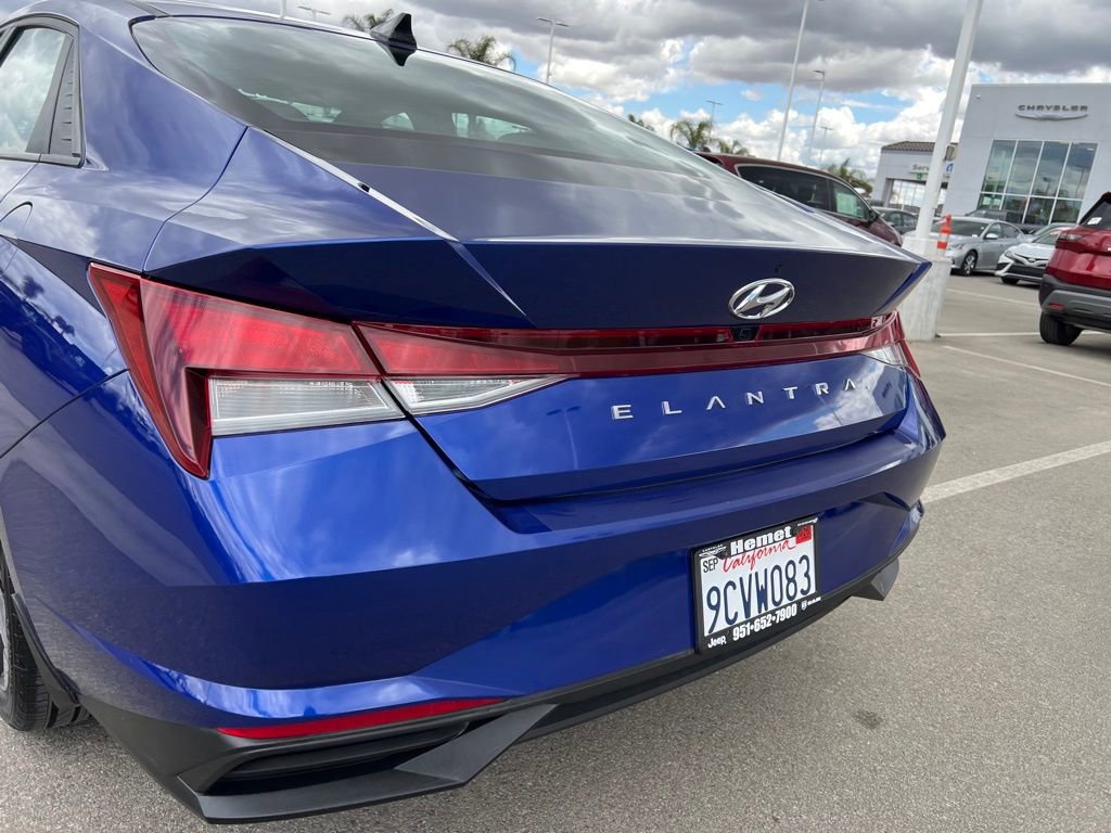 Used 2023 Hyundai Elantra SEL w/ Convenience Package FWD image 11