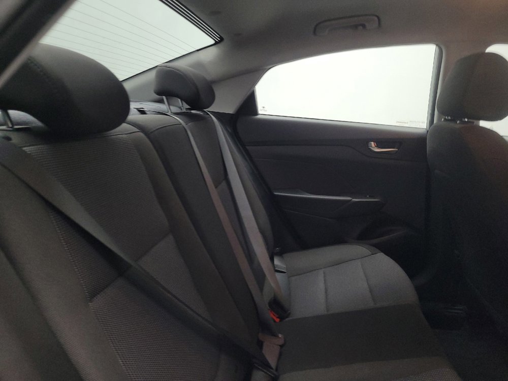 Used 2021 Hyundai Accent SEL image 19