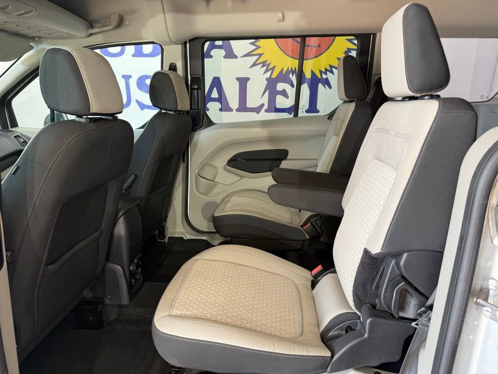 Used 2019 Ford Transit Connect XLT image 16