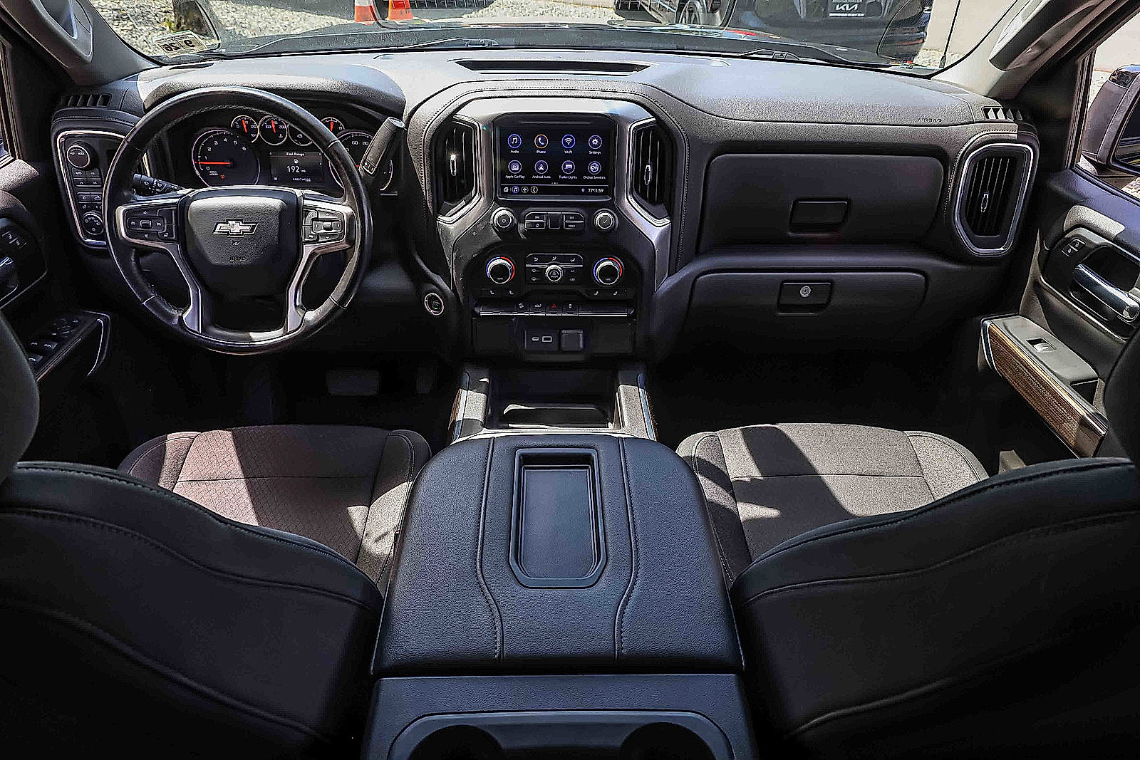 Used 2021 Chevrolet Silverado 1500 LT Trail Boss w/ Bed Protection Package AWD/4WD image 19