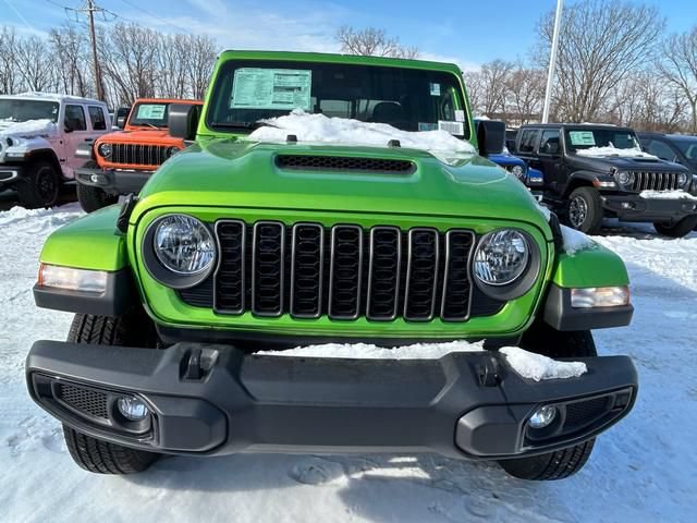 New 2025 Jeep Gladiator Sport AWD/4WD image 8