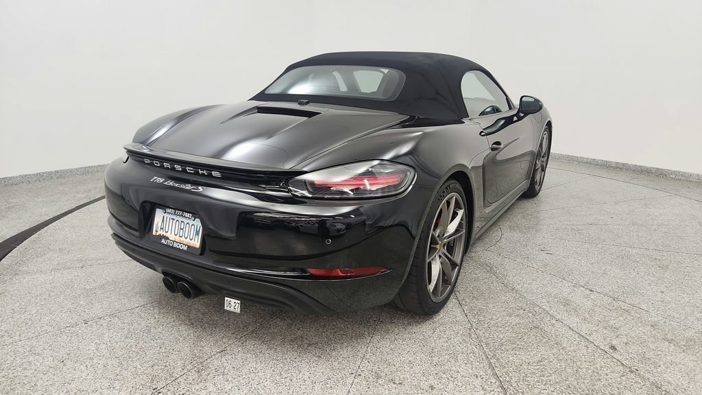 Used 2018 Porsche 718 Boxster S RWD image 45