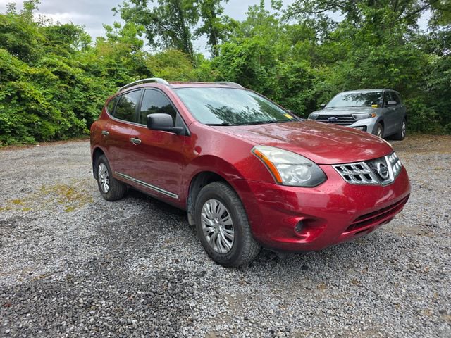 Used 2014 Nissan Rogue S w/ Convenience Package FWD image 2