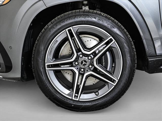 New 2026 Mercedes-Benz GLS 450 4MATIC image 27