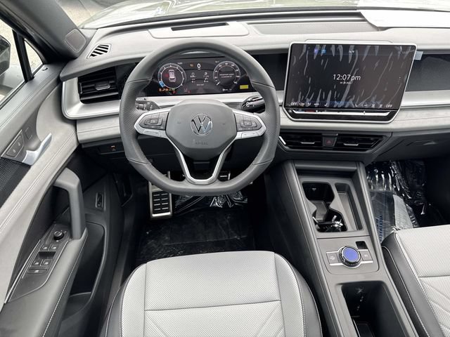 New 2026 Volkswagen Tiguan SE R-Line AWD/4WD image 6