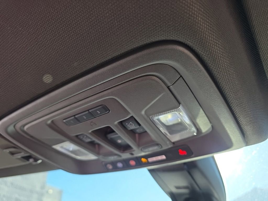 Used 2021 GMC Sierra 3500 Denali w/ Denali Ultimate Package image 28