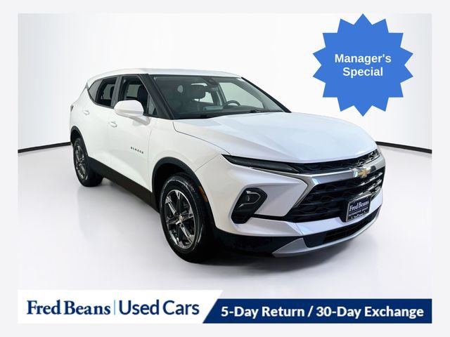 Used 2023 Chevrolet Blazer LT w/ Driver Confidence Package AWD/4WD image 1