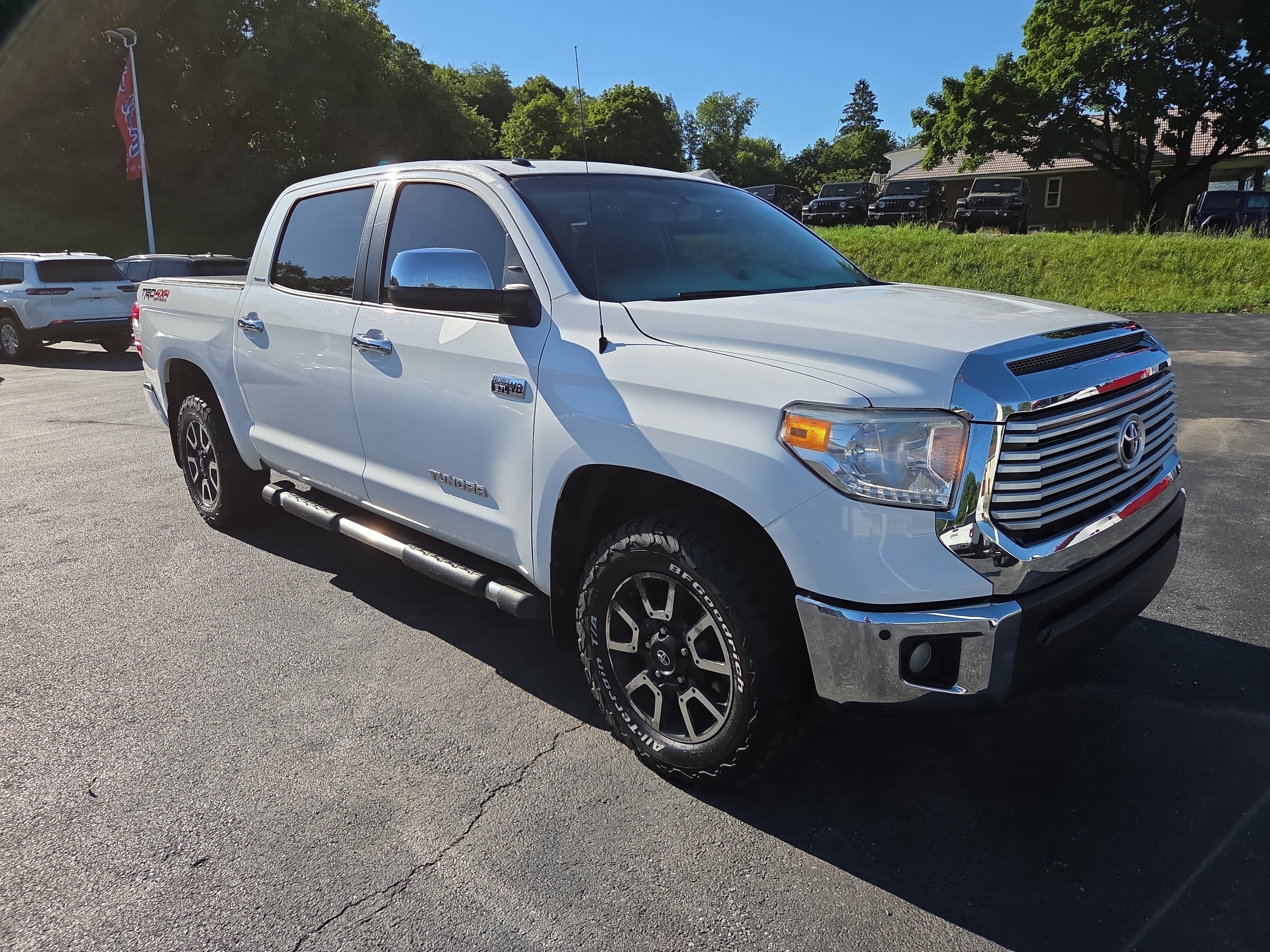 Used 2016 Toyota Tundra Limited w/ Limited Premium Package AWD/4WD image 1