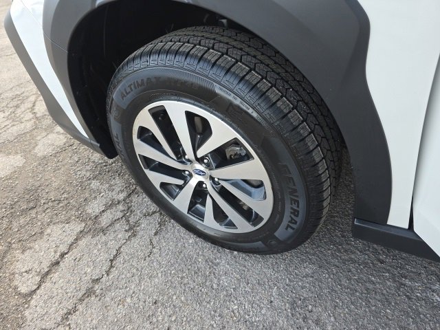 Used 2024 Subaru Outback Premium image 15