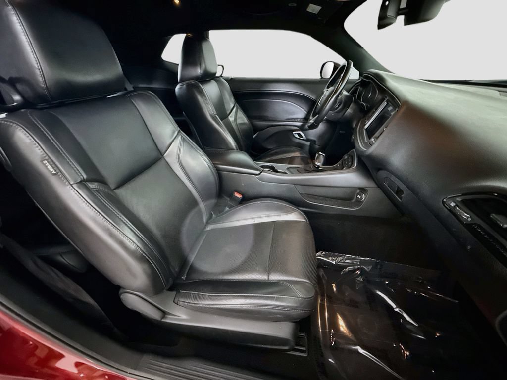 Used 2019 Dodge Challenger SXT w/ Plus Package RWD image 27