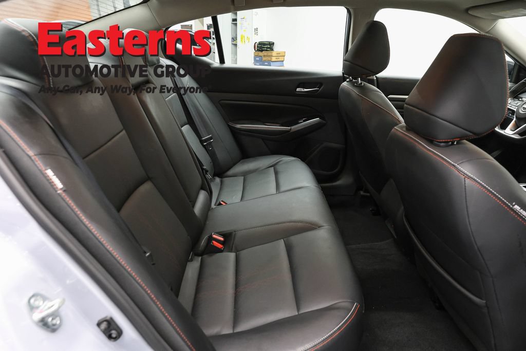 Used 2023 Nissan Altima 2.5 SR w/ SR Premium Package FWD image 25