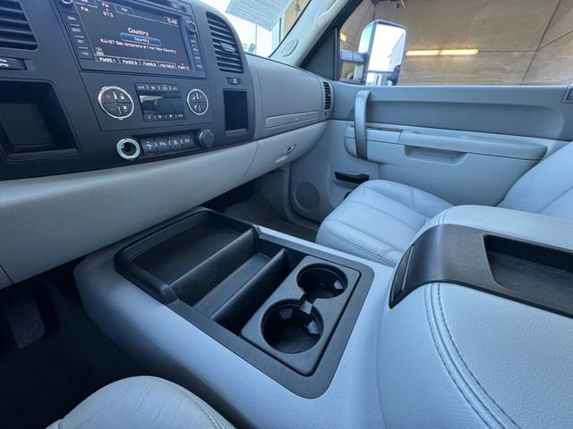 Used 2011 GMC Sierra 2500 SLE w/ SLE Preferred Package RWD image 10