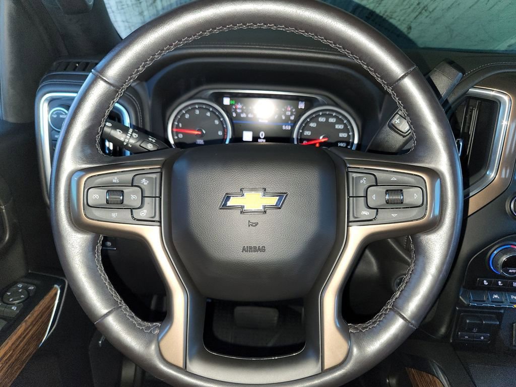 Used 2022 Chevrolet Silverado 1500 High Country w/ Technology Package image 25