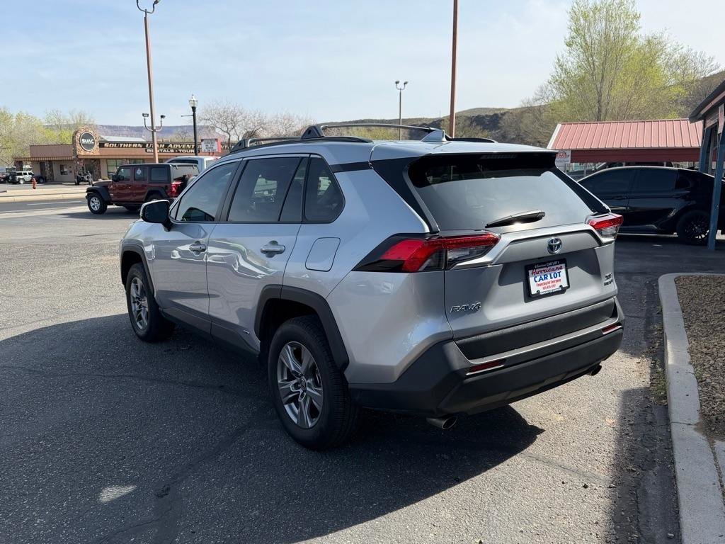 Used 2024 Toyota RAV4 XLE w/ Weather Package image 7