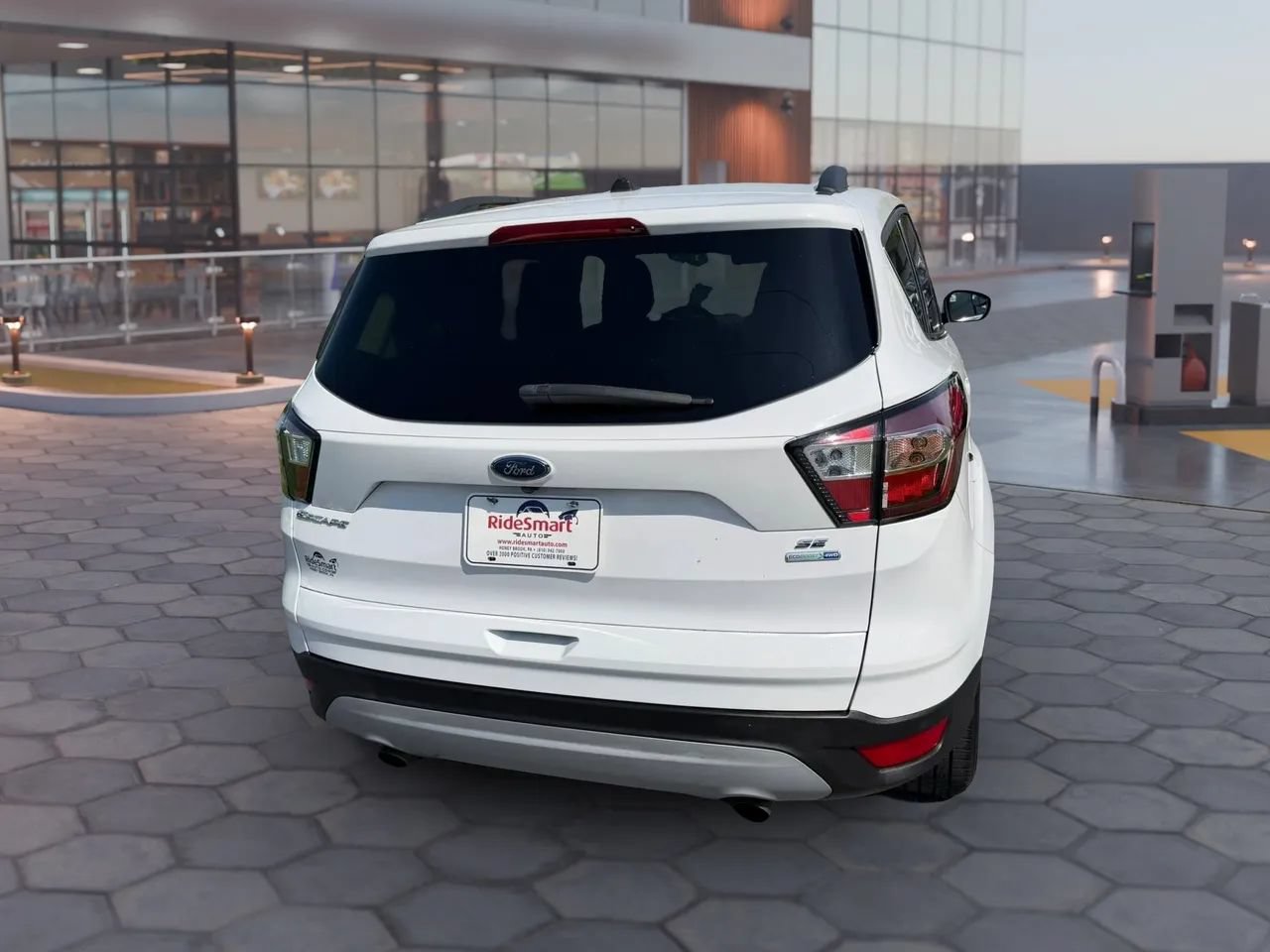 Used 2018 Ford Escape SE AWD/4WD image 9