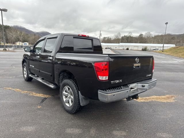Used 2014 Nissan Titan SV w/ SV Value Truck Package image 6