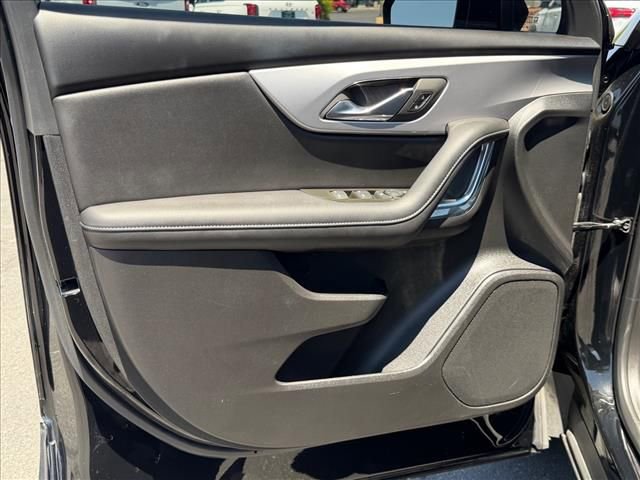 Used 2023 Chevrolet Blazer LT AWD/4WD image 14