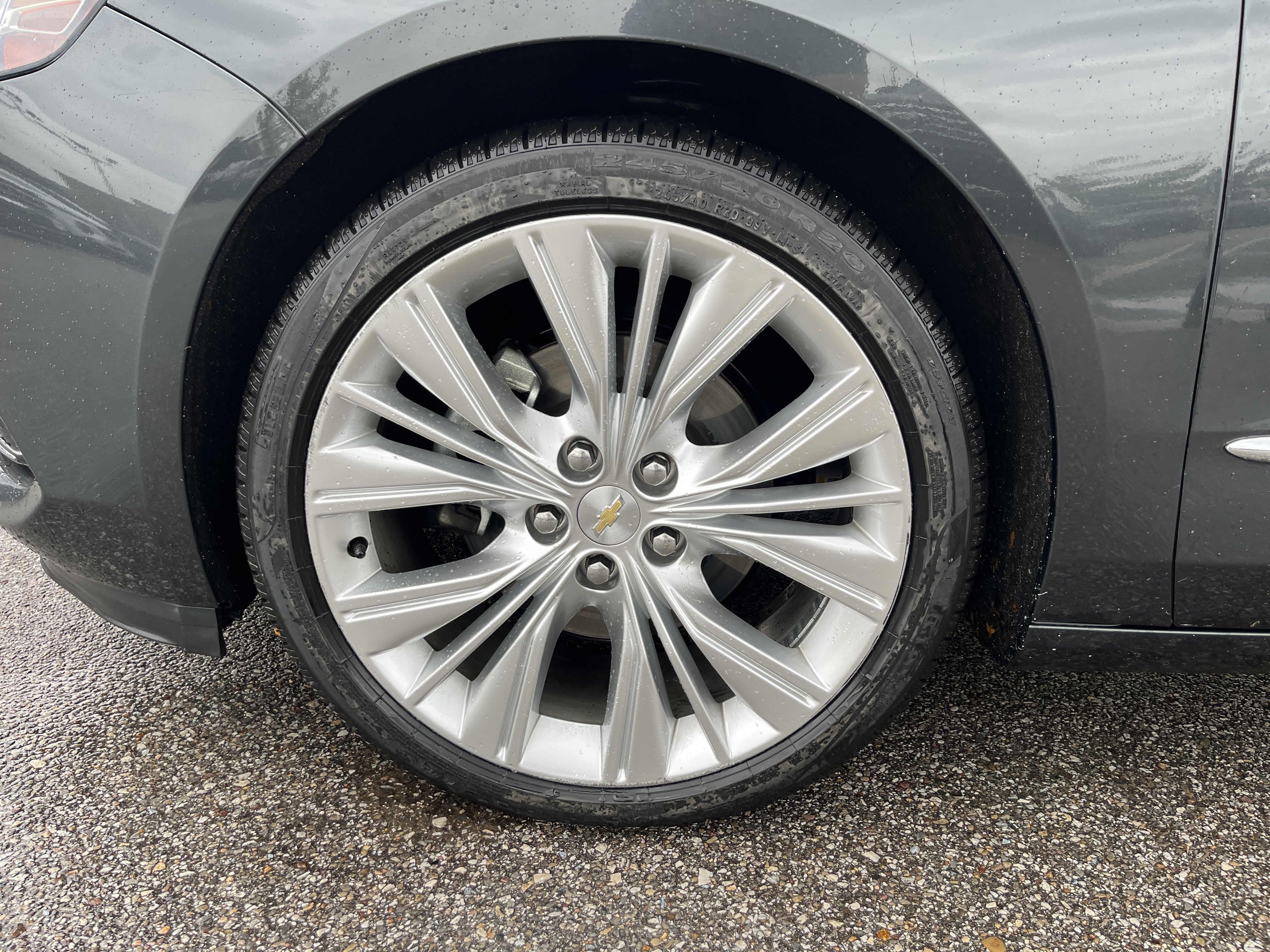 Used 2015 Chevrolet Impala LTZ FWD image 8