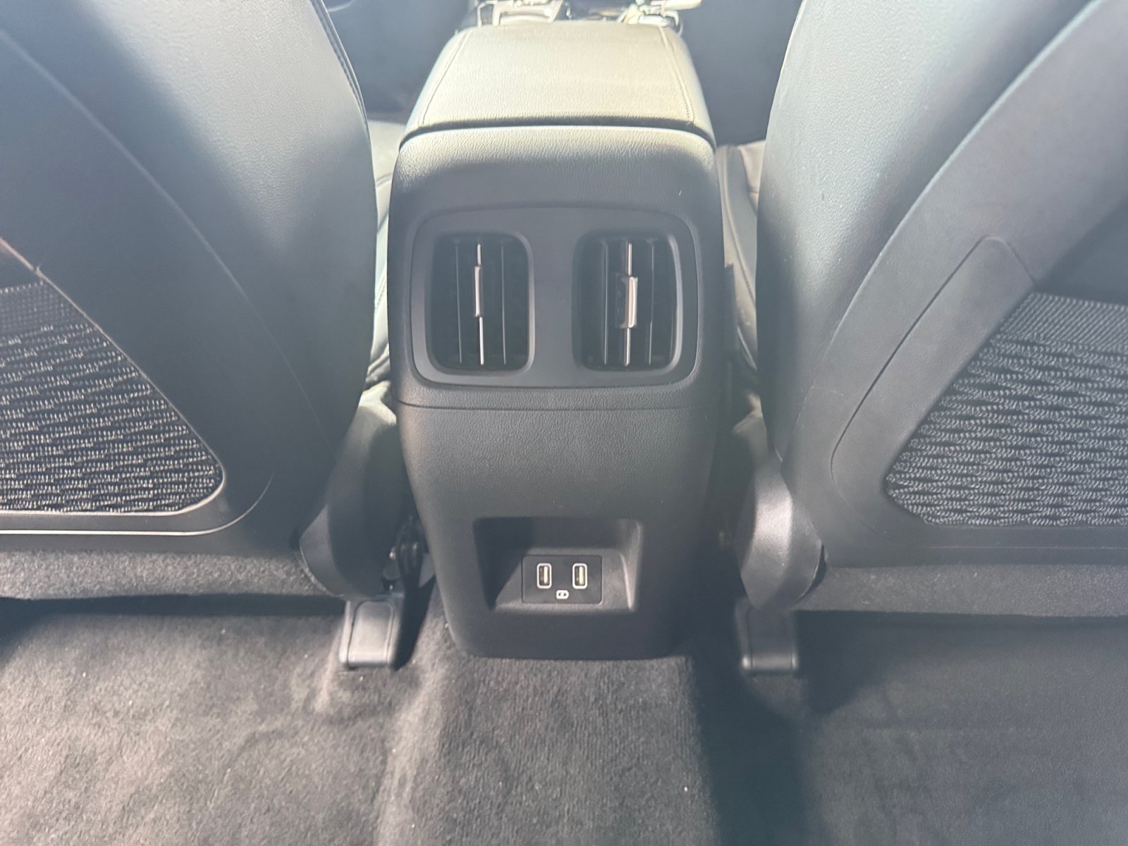 Used 2023 Hyundai Tucson Limited AWD/4WD image 32