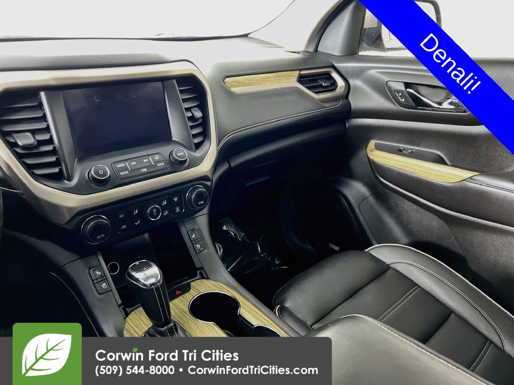 Used 2019 GMC Acadia Denali w/ Technology Package AWD/4WD image 29