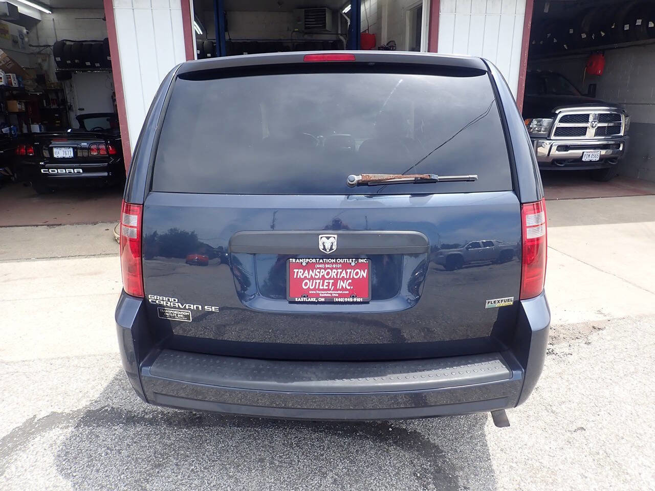 Used 2008 Dodge Grand Caravan SE FWD image 22