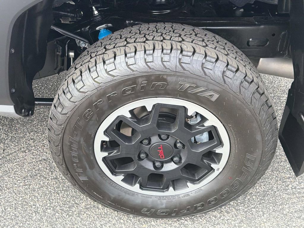 Used 2026 Toyota Tacoma TRD Off-Road AWD/4WD image 31