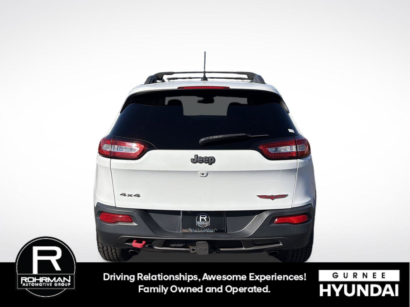 Used 2017 Jeep Cherokee Trailhawk w/ Comfort/Convenience Group AWD/4WD image 9