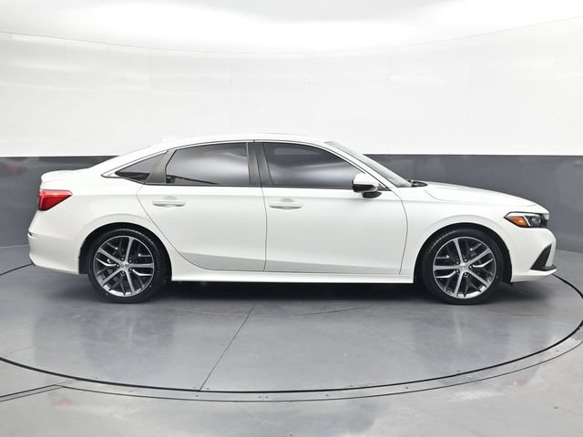 Used 2023 Honda Civic Touring image 3
