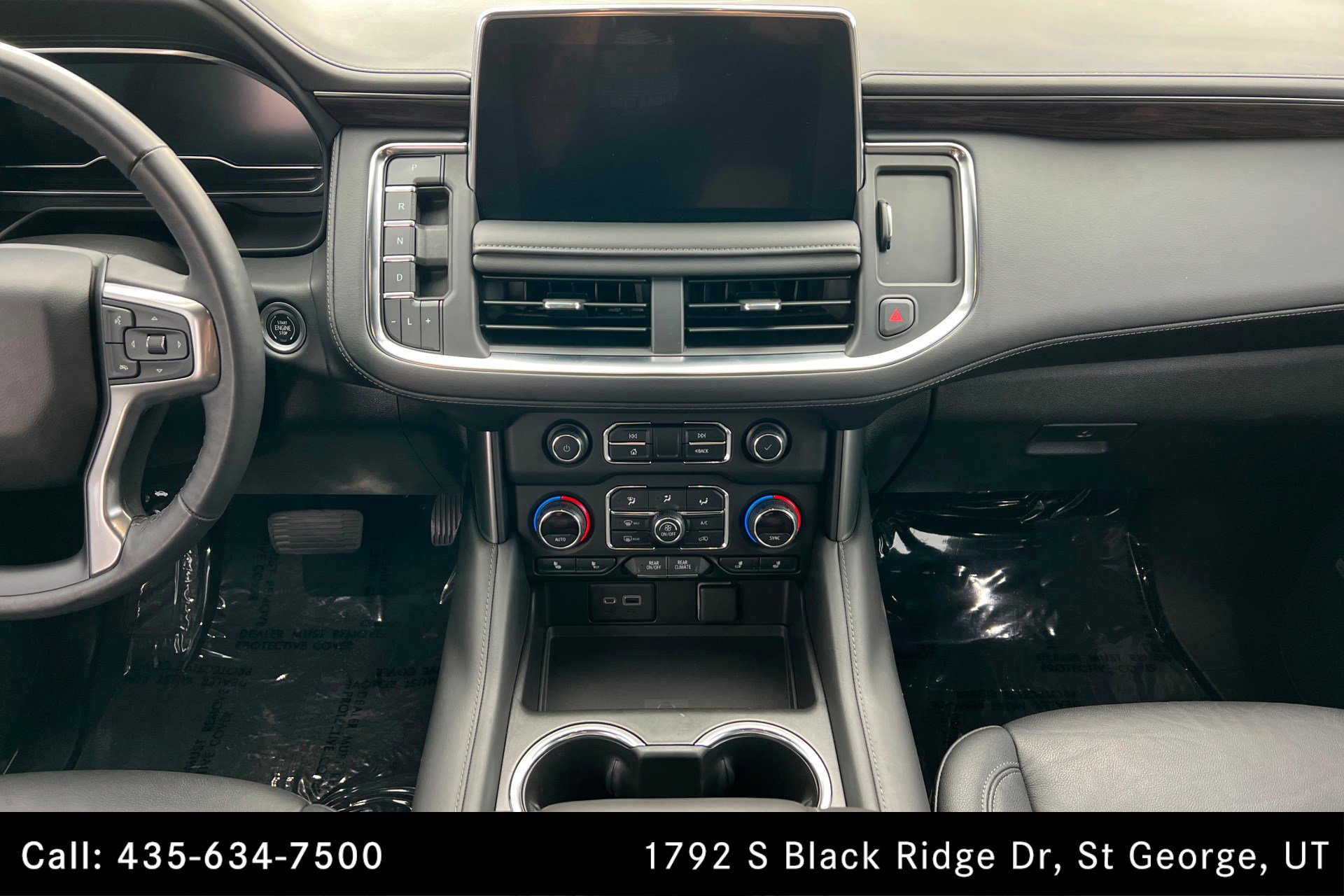 Used 2022 Chevrolet Tahoe Z71 w/ Luxury Package AWD/4WD image 13