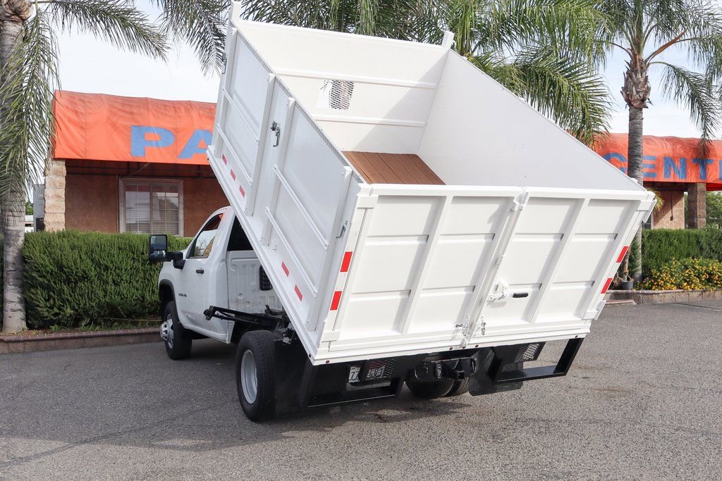 Used 2022 Chevrolet Silverado 3500 W/T RWD image 2