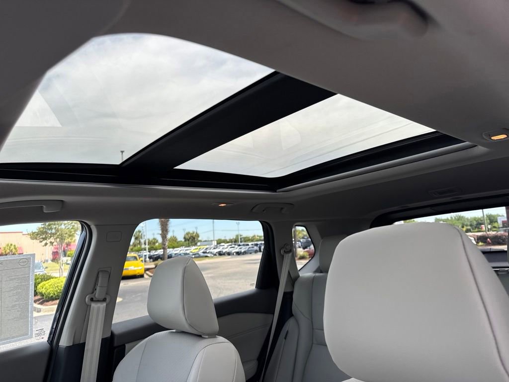 New 2026 Nissan Rogue SV FWD image 12