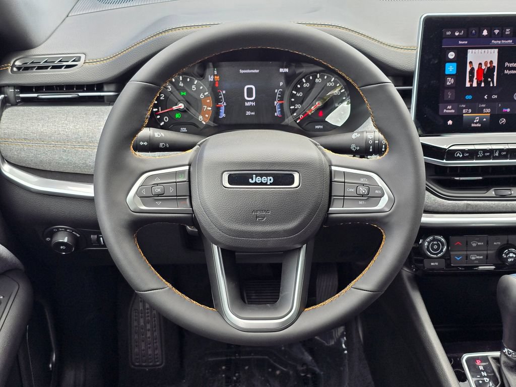 New 2026 Jeep Compass Latitude AWD/4WD image 7