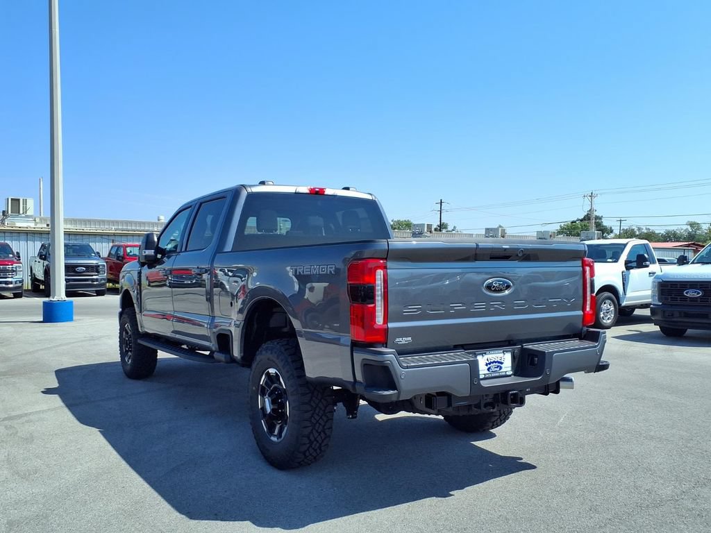 New 2026 Ford F250 XLT w/ XLT Premium Package AWD/4WD image 2