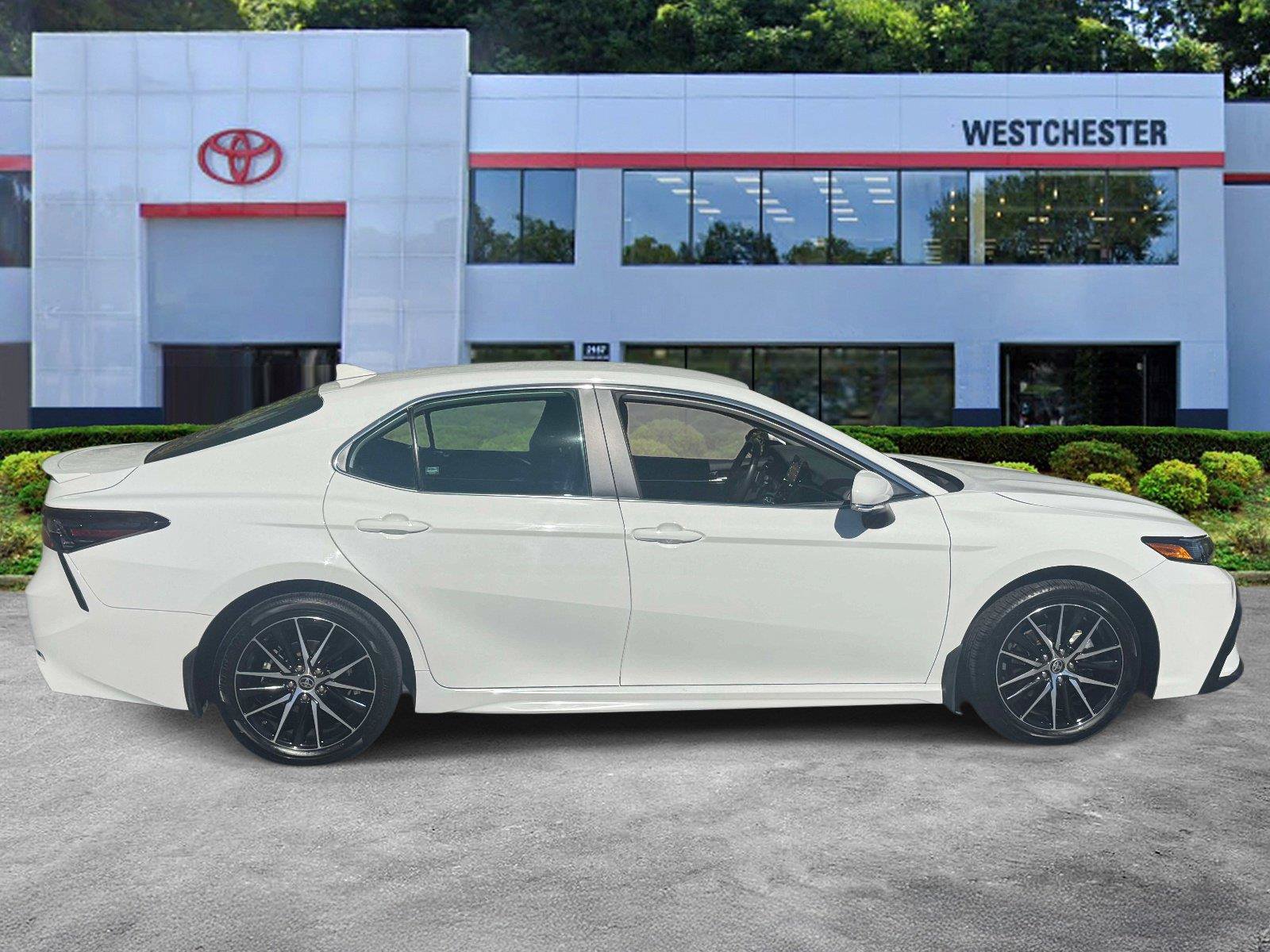 Certified 2024 Toyota Camry SE w/ Cold Weather Package AWD/4WD image 8