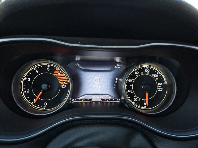 Used 2022 Jeep Cherokee Limited image 23