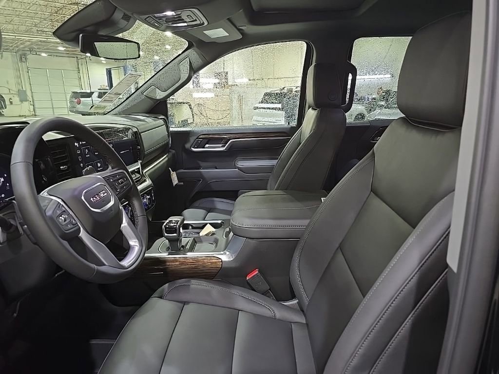 New 2026 GMC Sierra 1500 Elevation w/ Elevation Premium Package AWD/4WD image 18