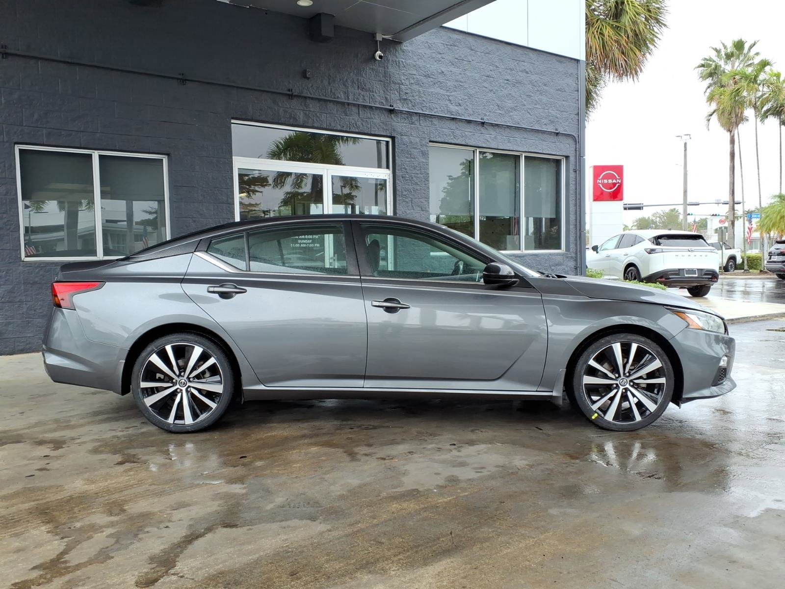 Certified 2021 Nissan Altima 2.5 SR image 8