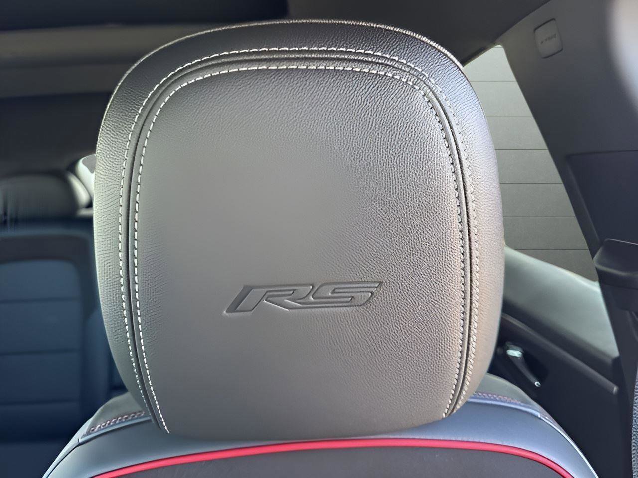 New 2025 Chevrolet Equinox EV RS image 22