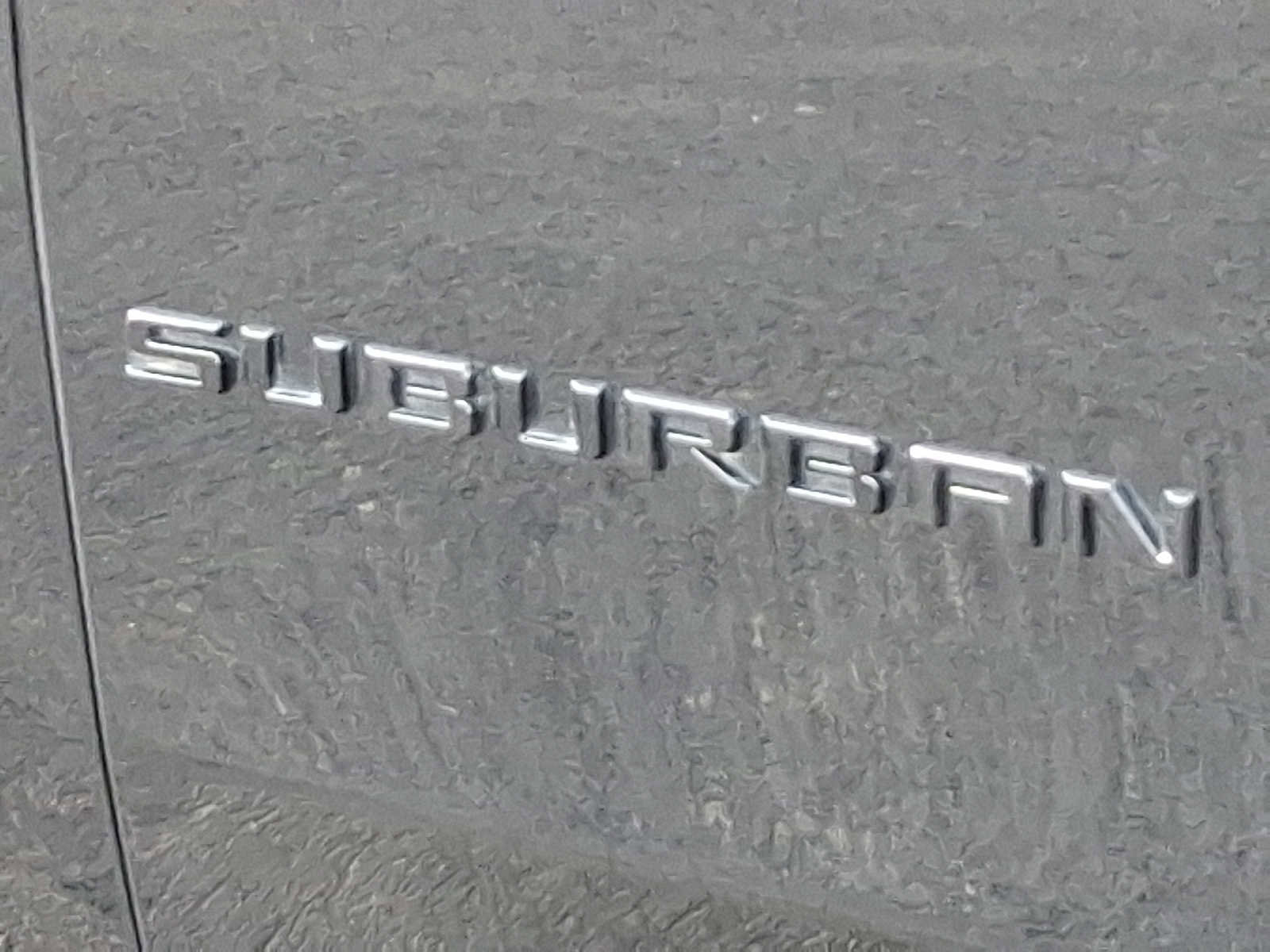 Used 2022 Chevrolet Suburban RST w/ Luxury Package image 32