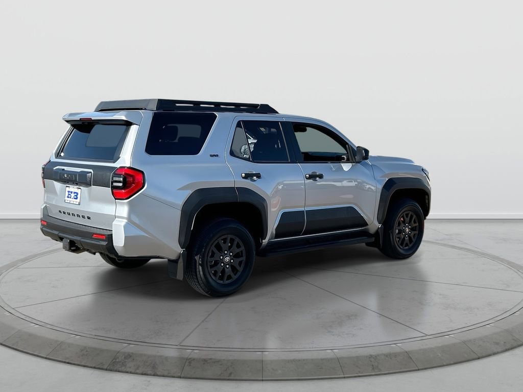 Used 2026 Toyota 4Runner SR5 AWD/4WD image 8