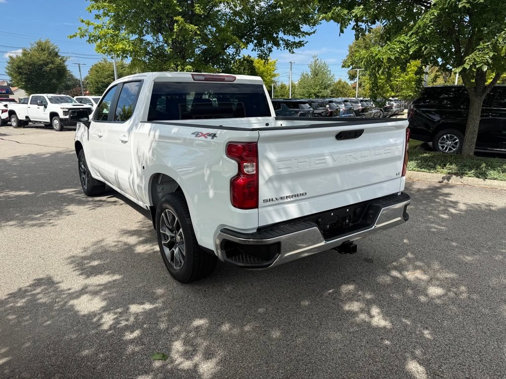 Used 2023 Chevrolet Silverado 1500 LT AWD/4WD image 3