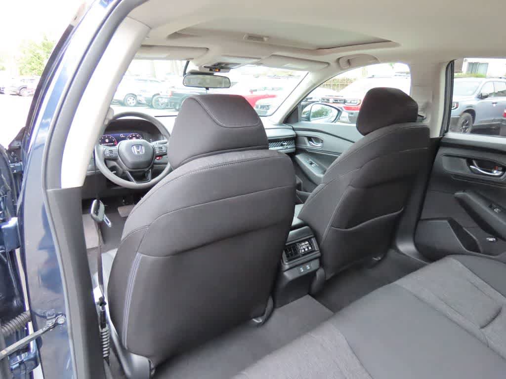 Used 2025 Honda Accord SE image 12