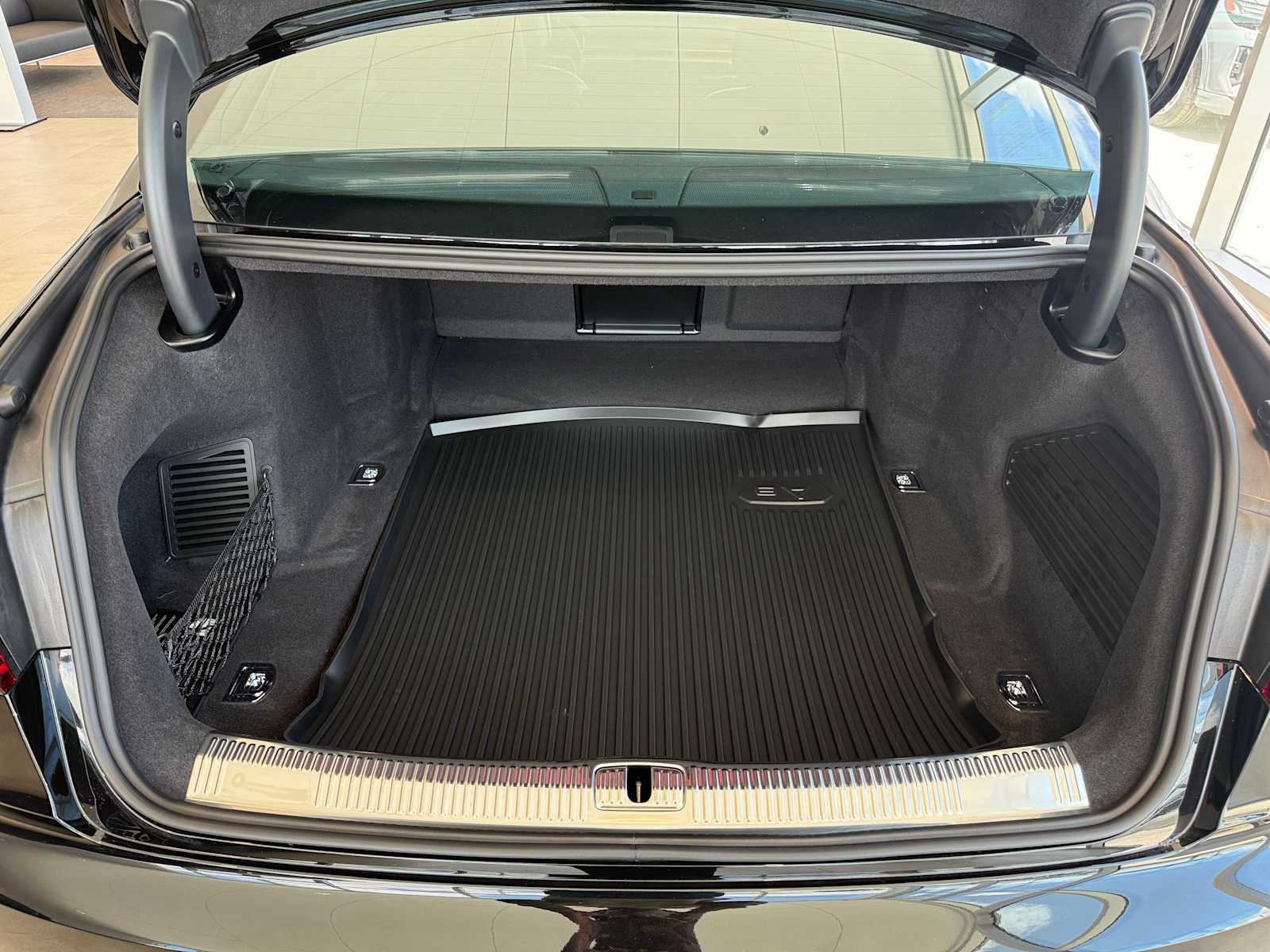 New 2025 Audi A8 L 3.0T image 13