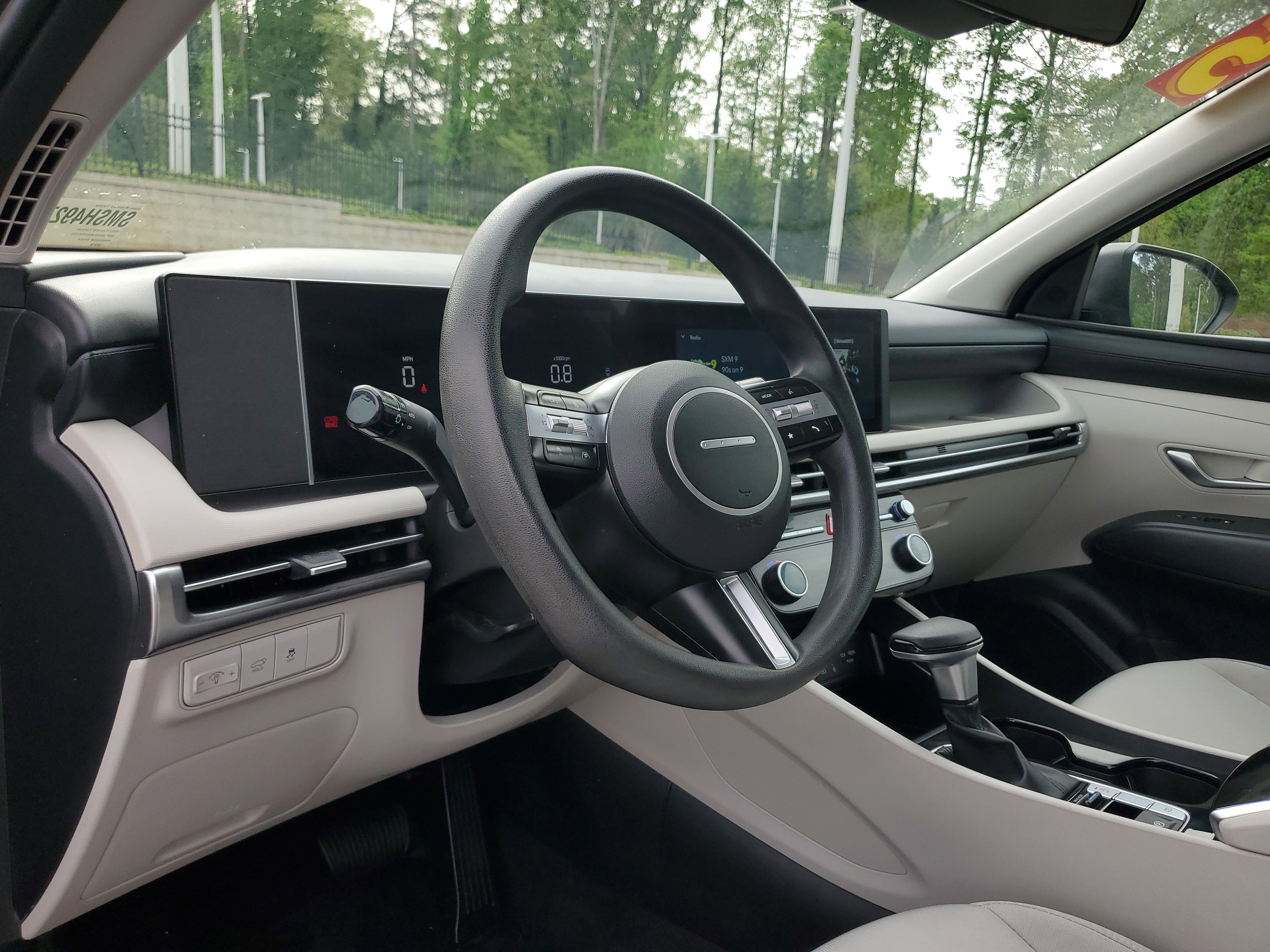 Used 2025 Hyundai Tucson SEL image 16