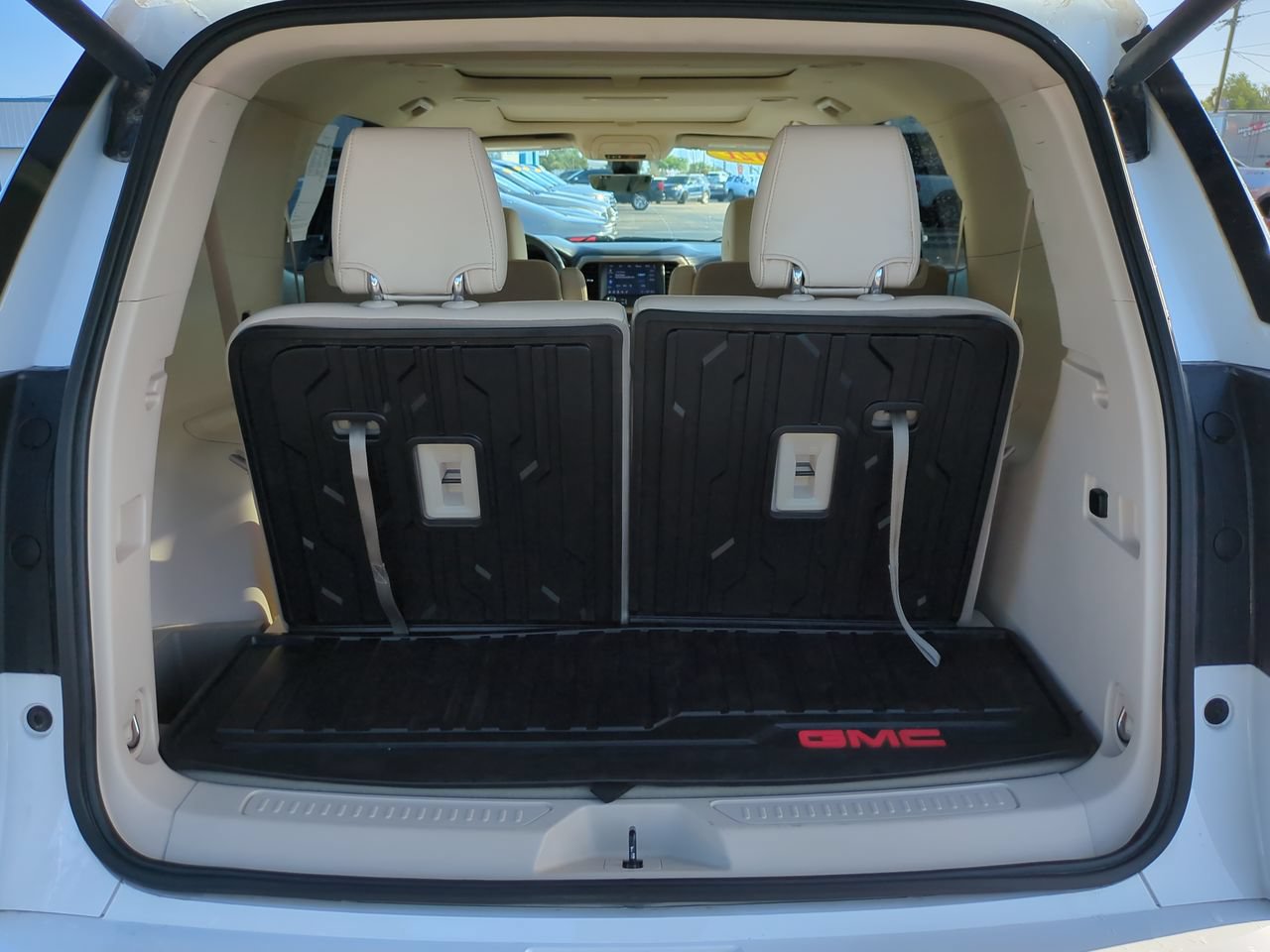 Certified 2021 GMC Acadia Denali w/ Denali Technology Package FWD image 13