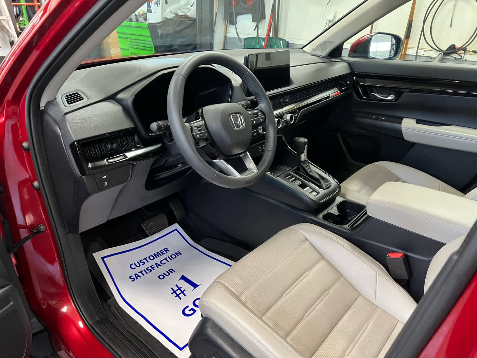 Used 2024 Honda CR-V EX-L image 9