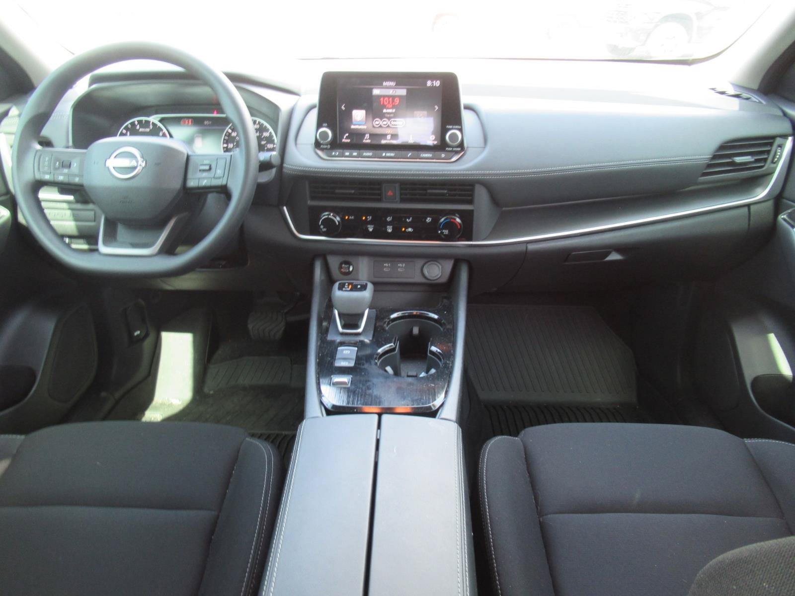 Used 2026 Nissan Rogue S FWD image 12
