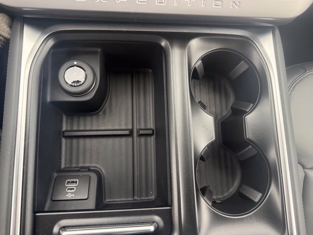 New 2026 Ford Expedition Active AWD/4WD image 26